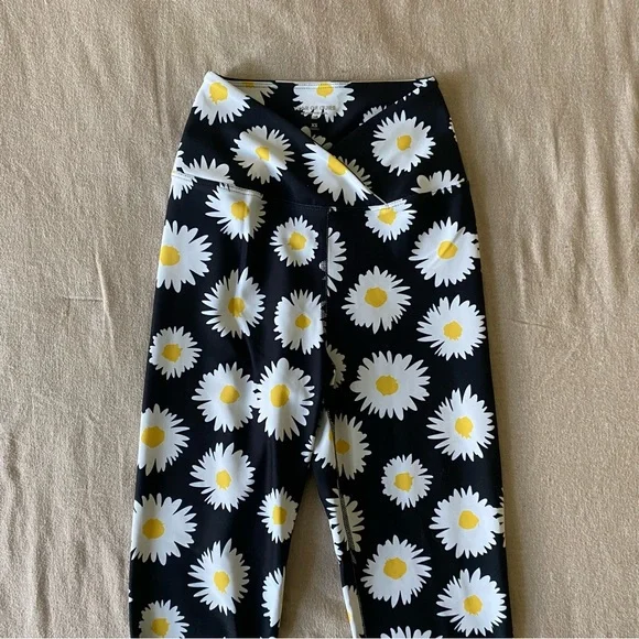 Year‎ Of Ours Daisy Veronica Leggings - Picture 3 of 9